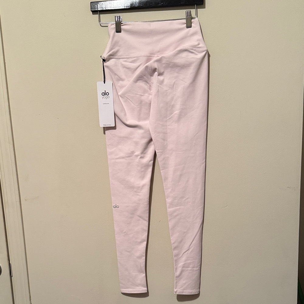 ALO Yoga Soft Pink Airbrush Full Leggings - Picture 2 of 5